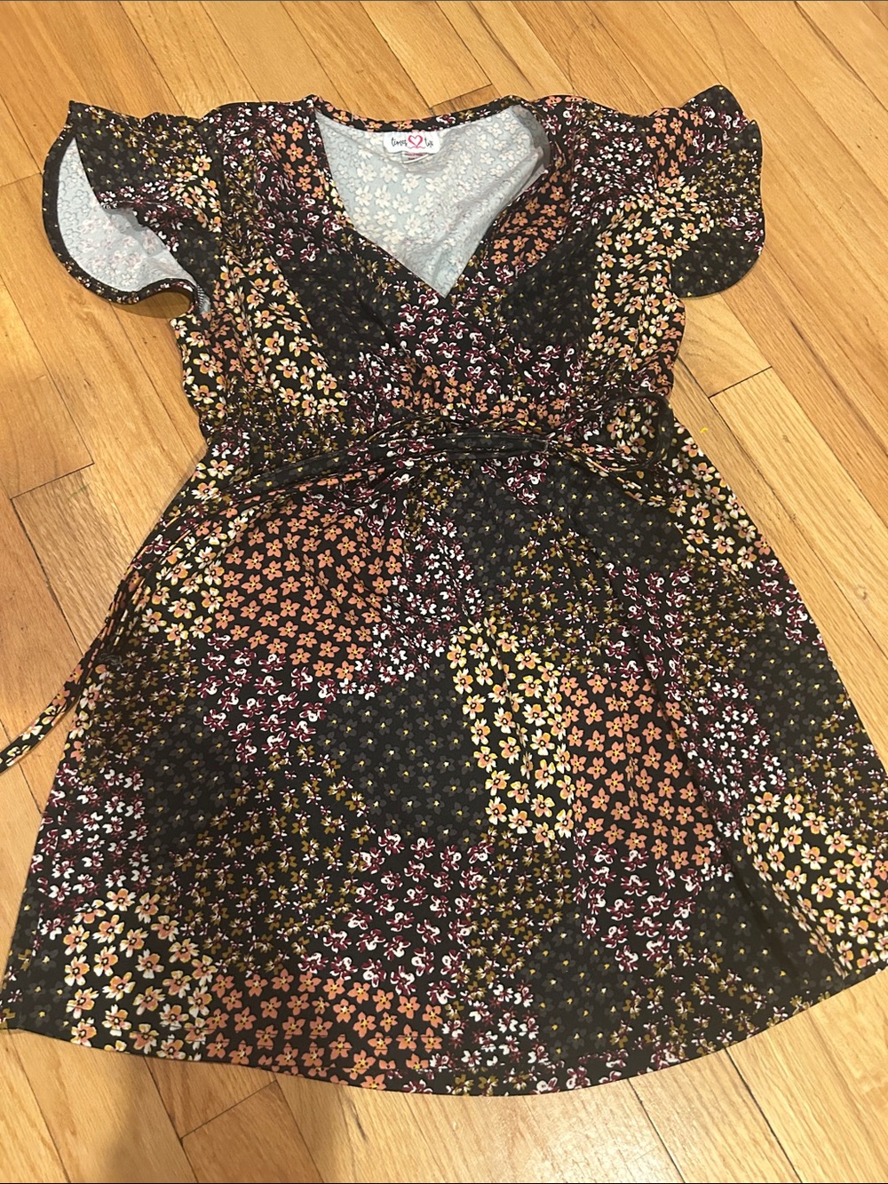 Floral Patchwork Flutter Sleeve Maternity Top with Tie